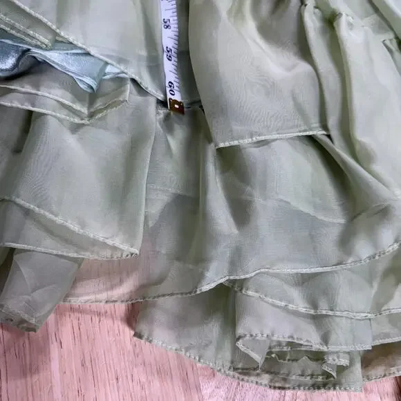 Mac Duggal NWT Sage Green Pleated Cut Out Long Sleeve Lace Up Tiered Gown Size 2 - Picture 9 of 9